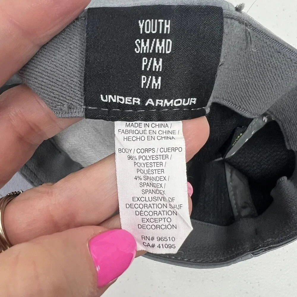 Under Armour Youth S/M‎ Hat Headline Stretch Fitted Grey Cap Back Spell Out